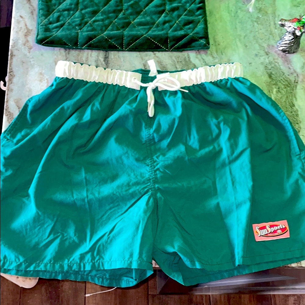 *Rare* 80s 90s Vintage SunSports green SwimTrunks/Athletic Shorts Size Large